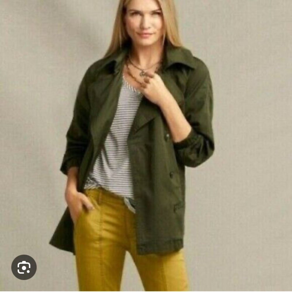 Cabi expedition jacket in army green XS